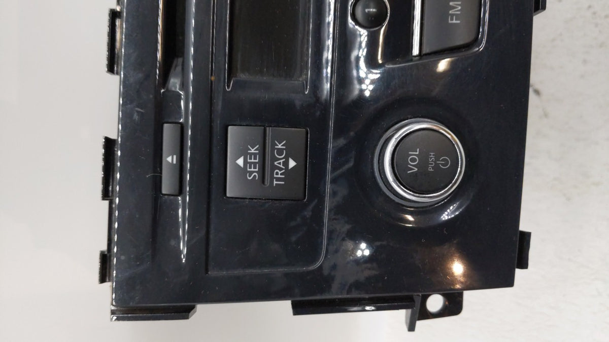 2013-2015 Nissan Altima Am Fm Cd Player Radio Receiver 147923 - Oemusedautoparts1.com