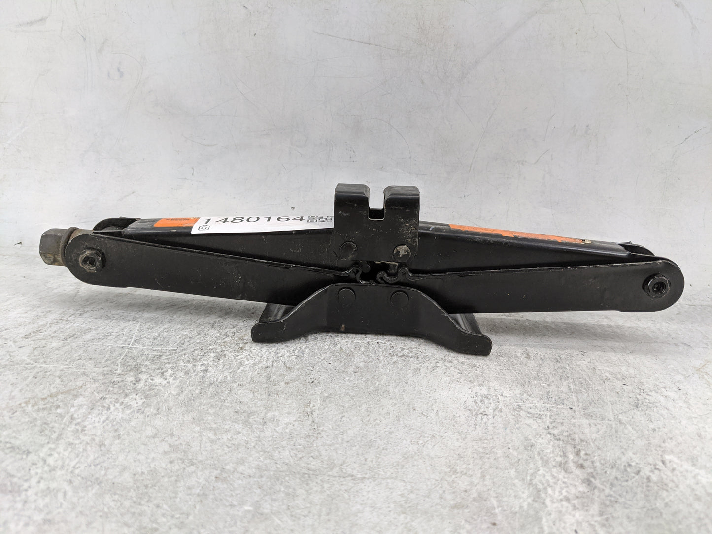 2014 Nissan Altima Spare Scissor Car Jack 1480164 - Oemusedautoparts1.com