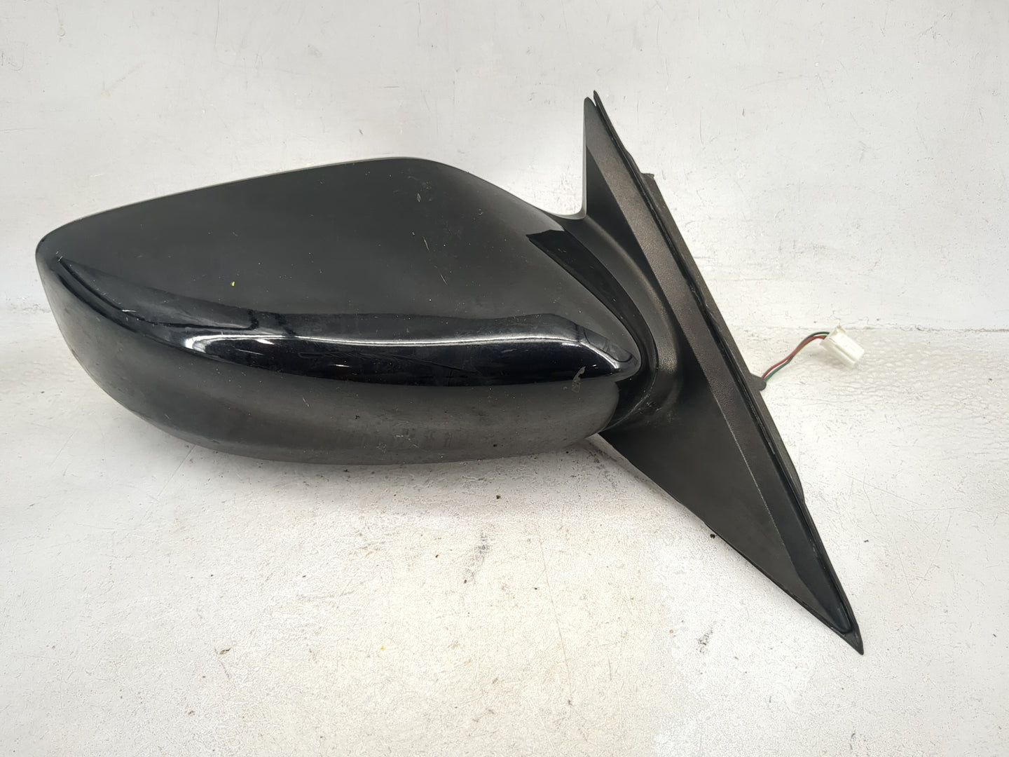 2013-2018 Nissan Altima Passenger Side View Mirror - Right Door Mirror OEM Used - Oemusedautoparts1.com