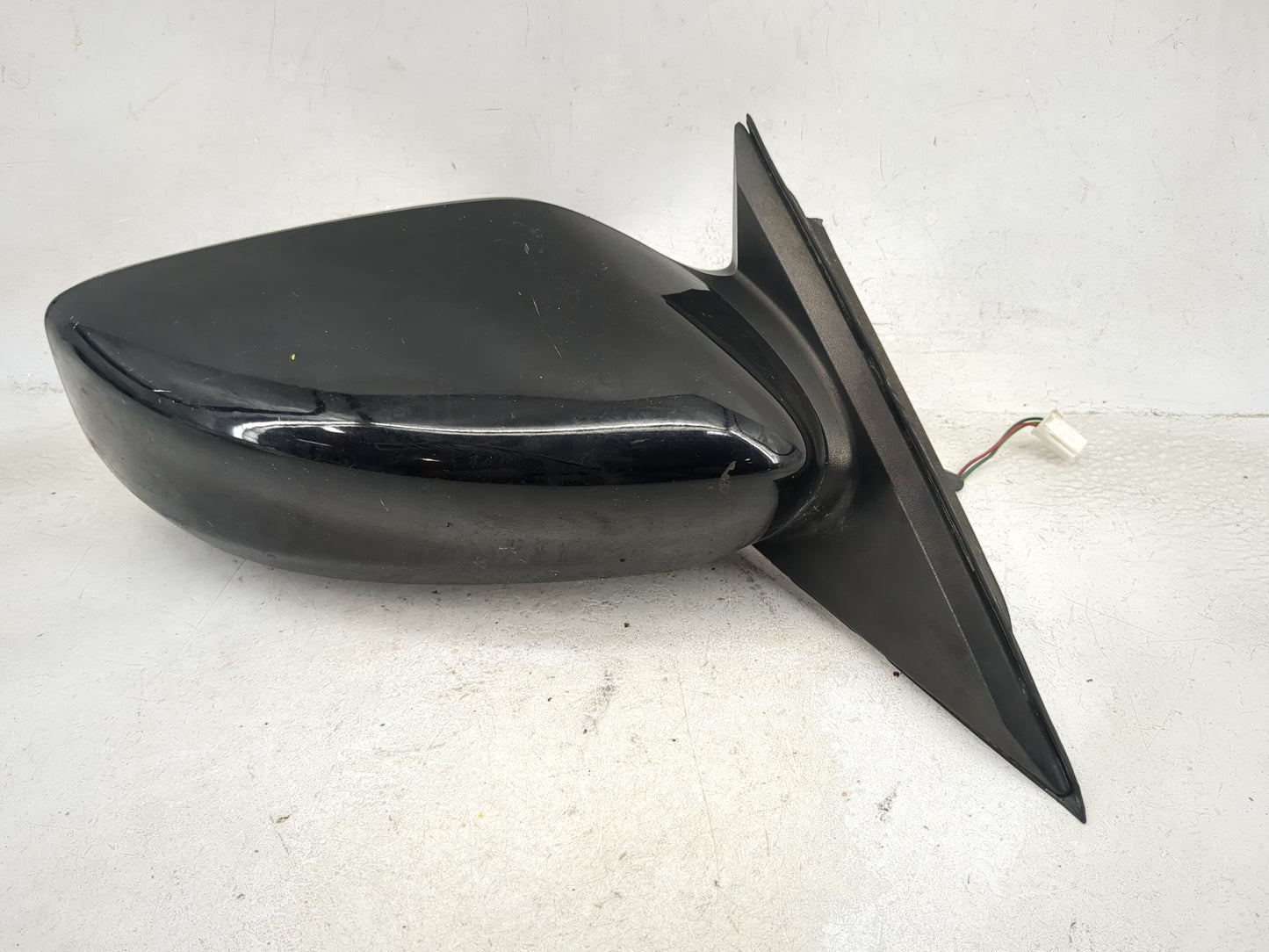 2013-2018 Nissan Altima Passenger Side View Mirror - Right Door Mirror OEM Used - Oemusedautoparts1.com