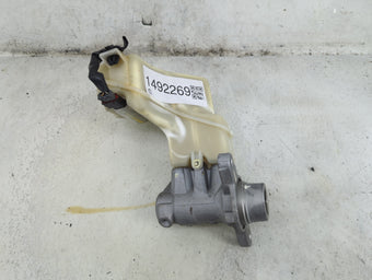 compare product 2013-2018 Nissan Altima Brake Master Cylinder 1492269