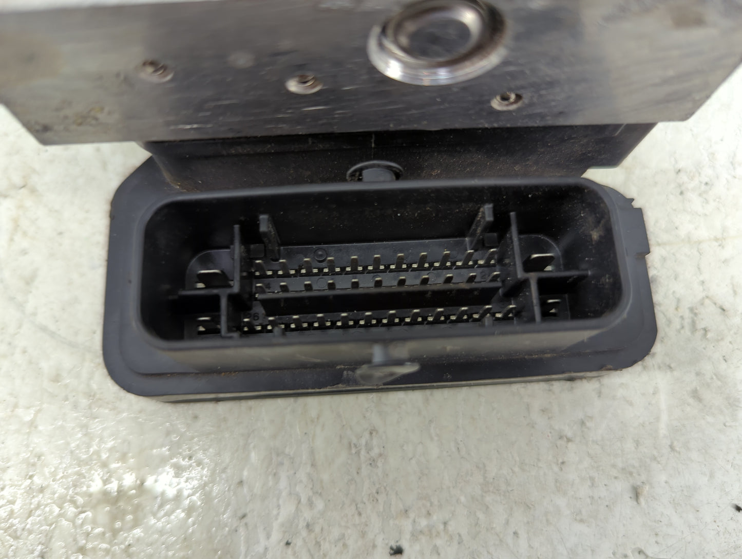 2013-2015 Nissan Altima ABS Pump Control Module Replacement P/N:47660 3TA9D 0 265 243 561 Fits Fits 2013 2014 2015 OEM Used 