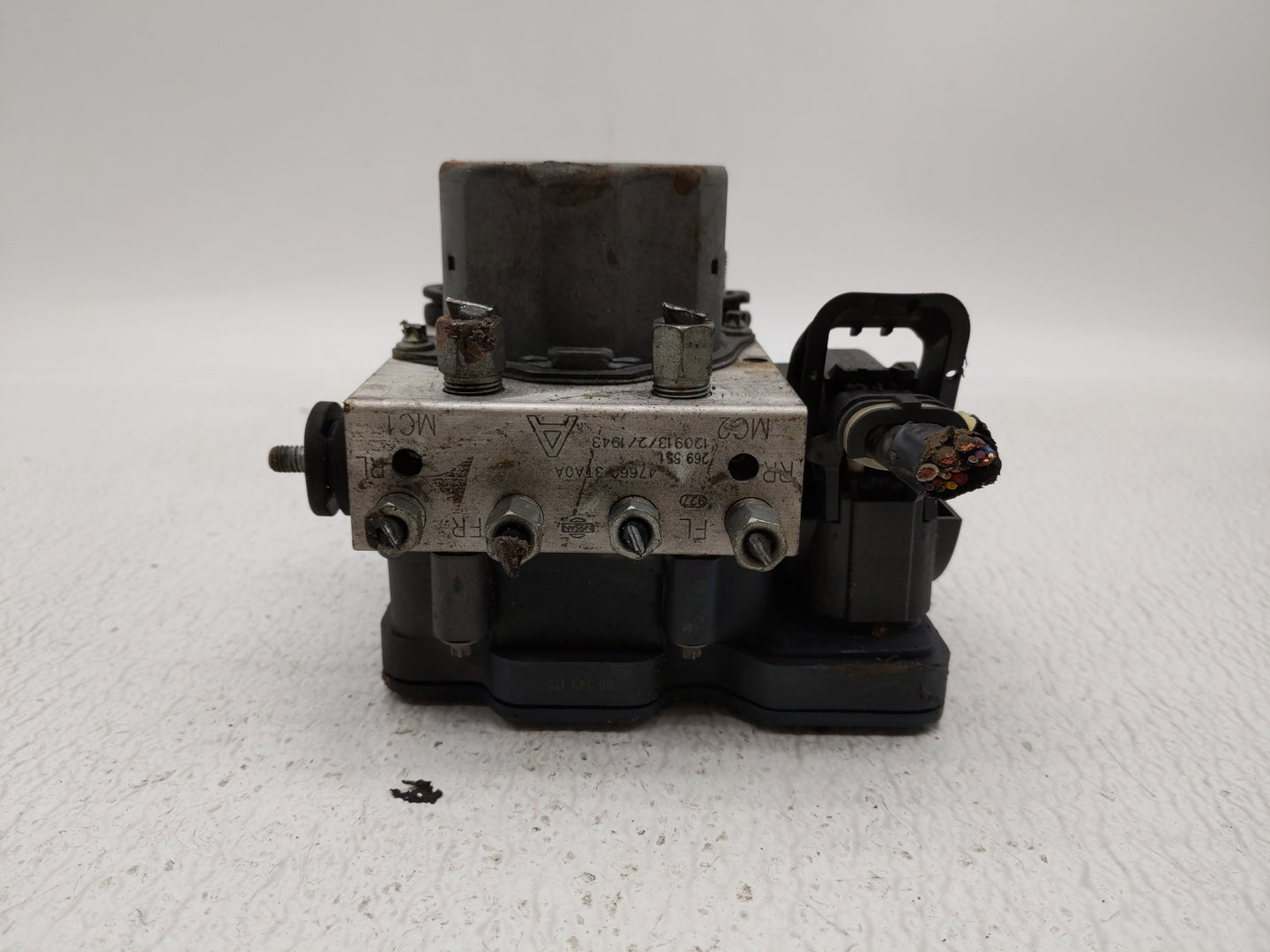 2013-2015 Nissan Altima ABS Pump Control Module Replacement P/N:47760 3TA0A 47660 3TA0A Fits Fits 2013 2014 2015 OEM Used Au