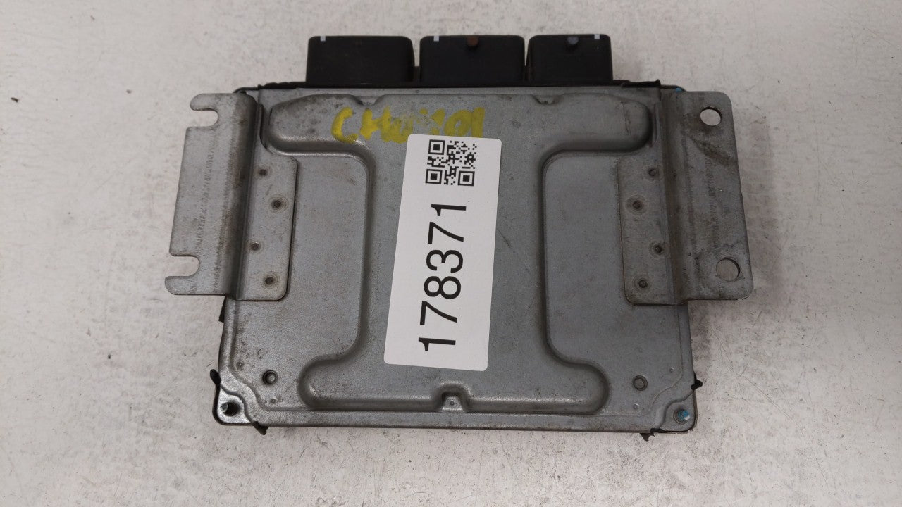 2013-2014 Nissan Altima PCM Engine Control Computer ECU ECM PCU OEM P/N:BEM400-300 MEC300-012 A1, MEC300-052 Fits Fits 2013 