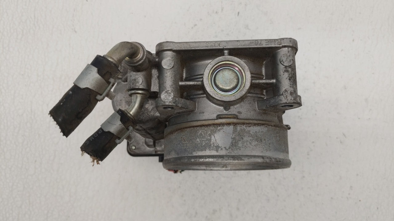 2007-2014 Nissan Altima Throttle Body P/N:526-01 G 0205, RME70-11 Fits Fits 2007 2008 2009 2010 2011 2012 2013 2014 OEM Used