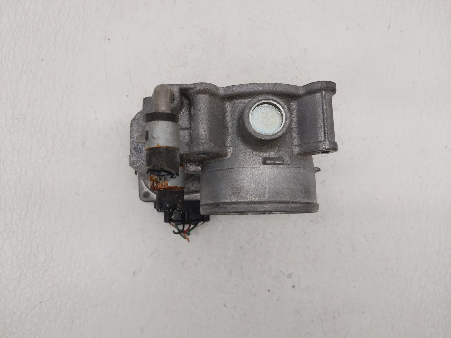 2013-2018 Nissan Altima Throttle Body P/N:3TA60-01 C 3TA60-01 B, 3TA60-01 A Fits Fits 2013 2014 2015 2016 2017 2018 2019 OEM