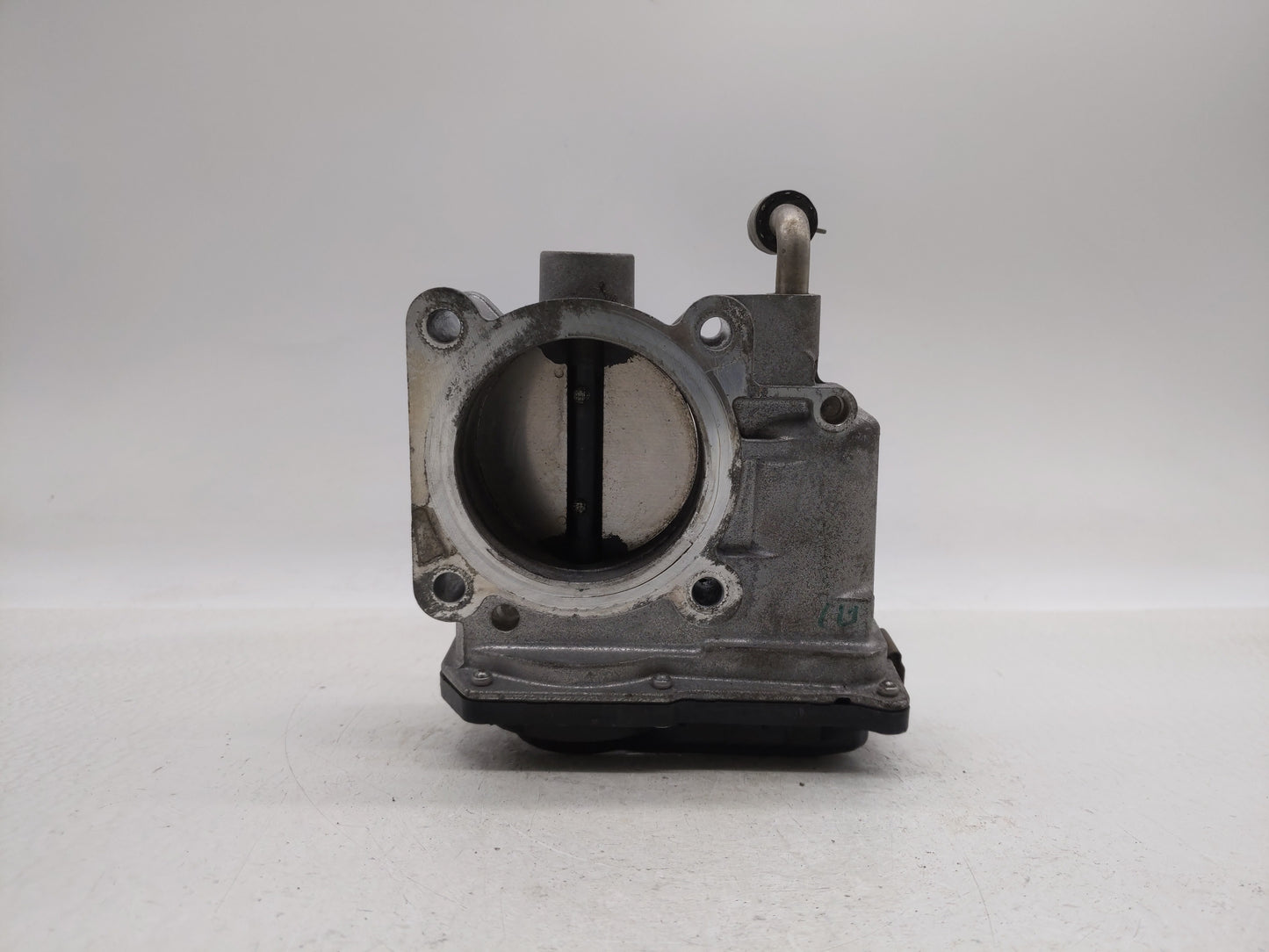 2013-2018 Nissan Altima Throttle Body P/N:3TA60-01 C 3TA60-01 B, 3TA60-01 A Fits Fits 2013 2014 2015 2016 2017 2018 2019 OEM