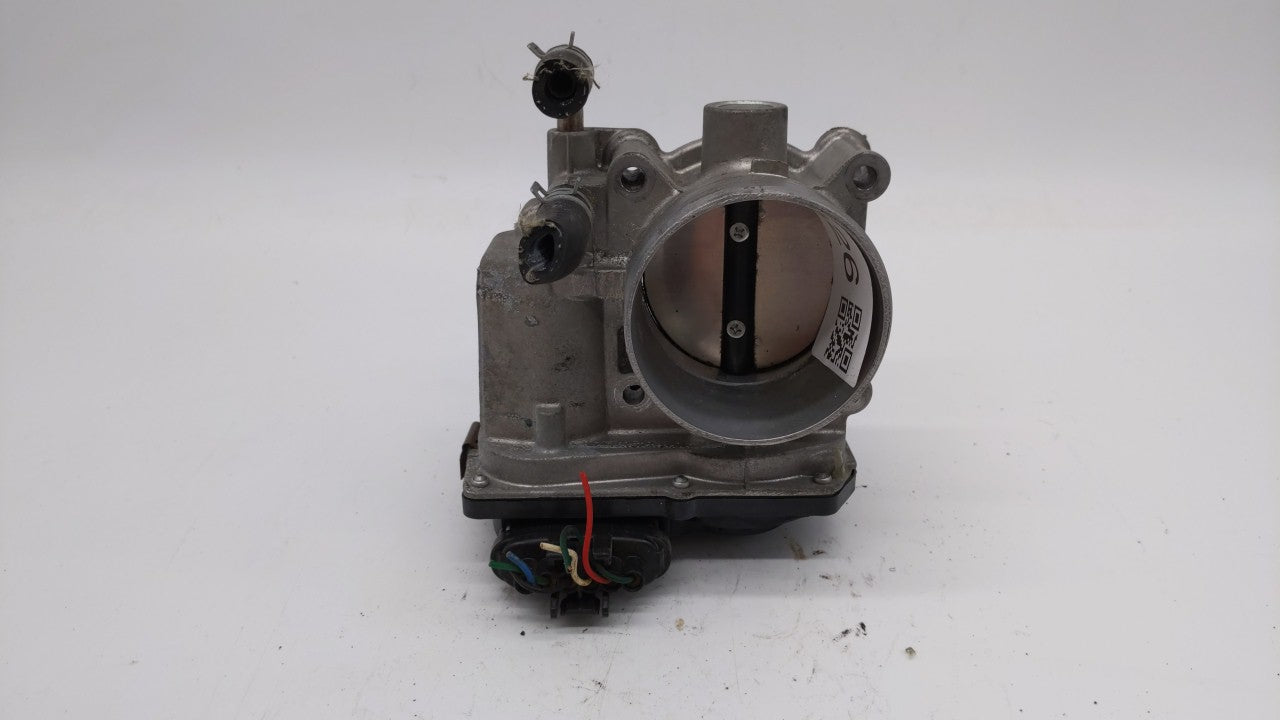 2013-2018 Nissan Altima Throttle Body P/N:3TA60-01 C 3TA60-01 B, 3TA60-01 A Fits Fits 2013 2014 2015 2016 2017 2018 2019 OEM
