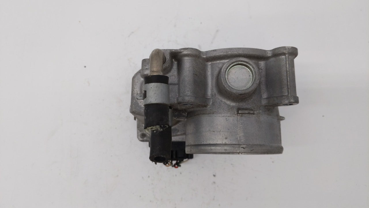 2013-2018 Nissan Altima Throttle Body P/N:3TA60-01 C 3TA60-01 B, 3TA60-01 A Fits Fits 2013 2014 2015 2016 2017 2018 2019 OEM