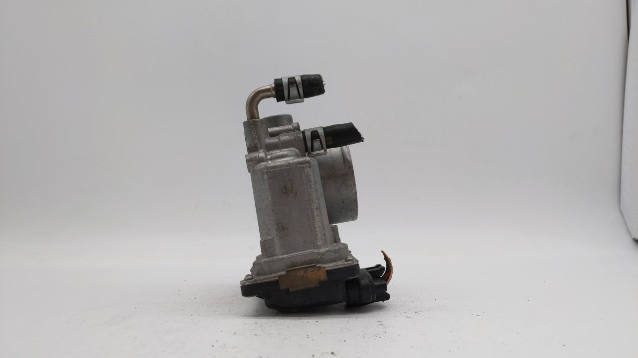 2013-2018 Nissan Altima Throttle Body P/N:3TA60-01 C 3TA60-01 B, 3TA60-01 A Fits Fits 2013 2014 2015 2016 2017 2018 2019 OEM