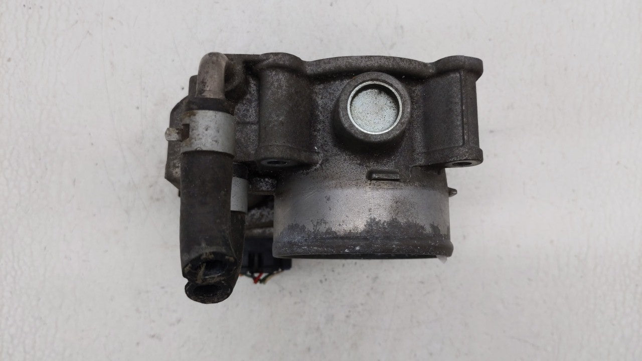 2013-2018 Nissan Altima Throttle Body P/N:3TA60-01 C 3TA60-01 B, 3TA60-01 A Fits Fits 2013 2014 2015 2016 2017 2018 2019 OEM