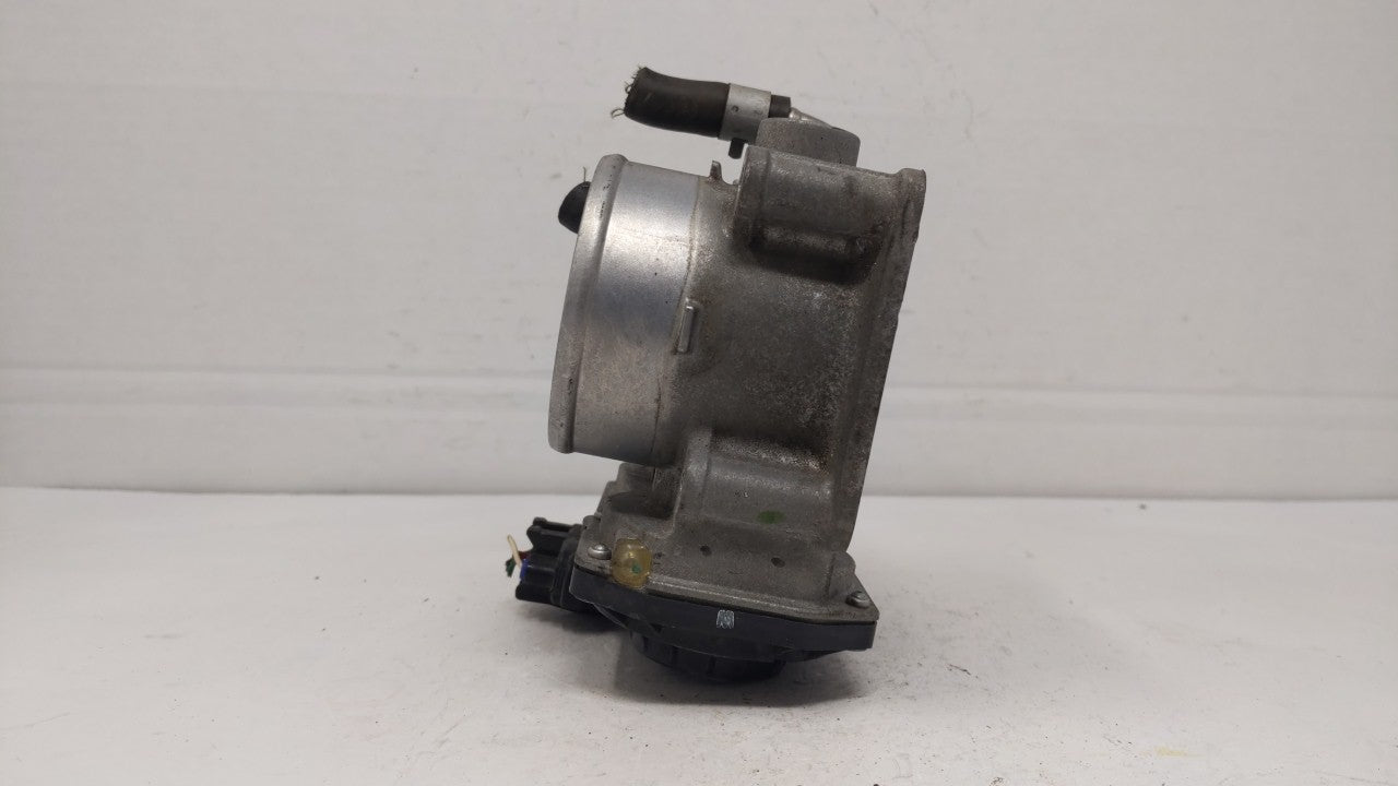 2013-2018 Nissan Altima Throttle Body P/N:3TA60-01 C 3TA60-01 B, 3TA60-01 A Fits Fits 2013 2014 2015 2016 2017 2018 2019 OEM
