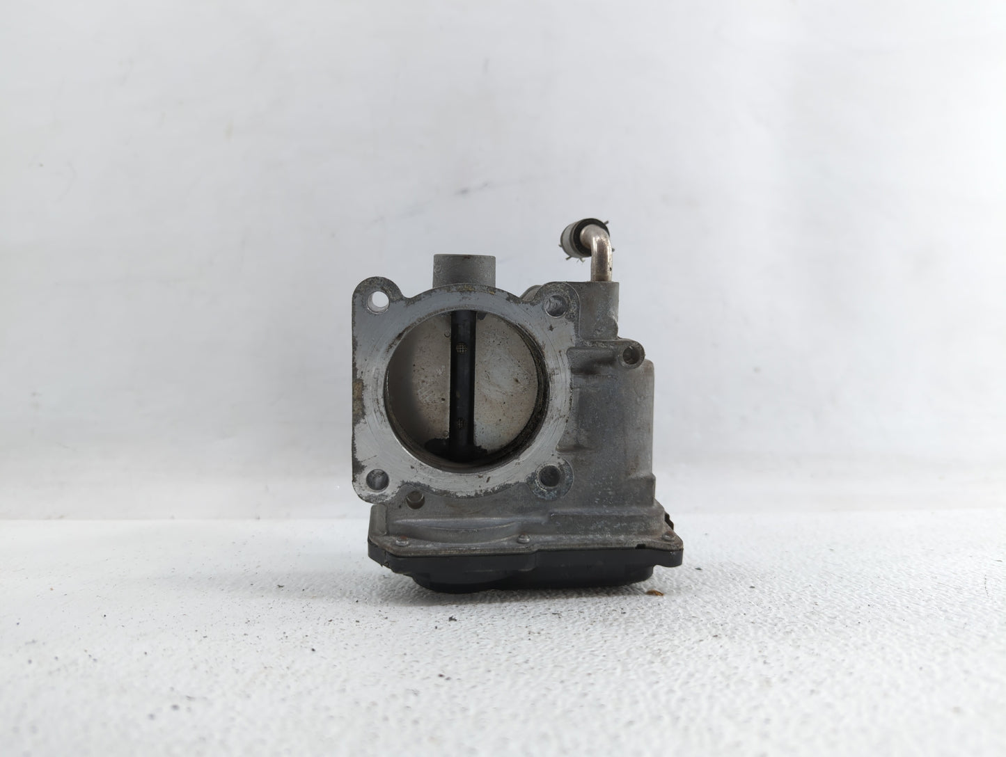2013-2018 Nissan Altima Throttle Body P/N:3TA60-01 C 3TA60-01 B, 3TA60-01 A Fits Fits 2013 2014 2015 2016 2017 2018 2019 OEM