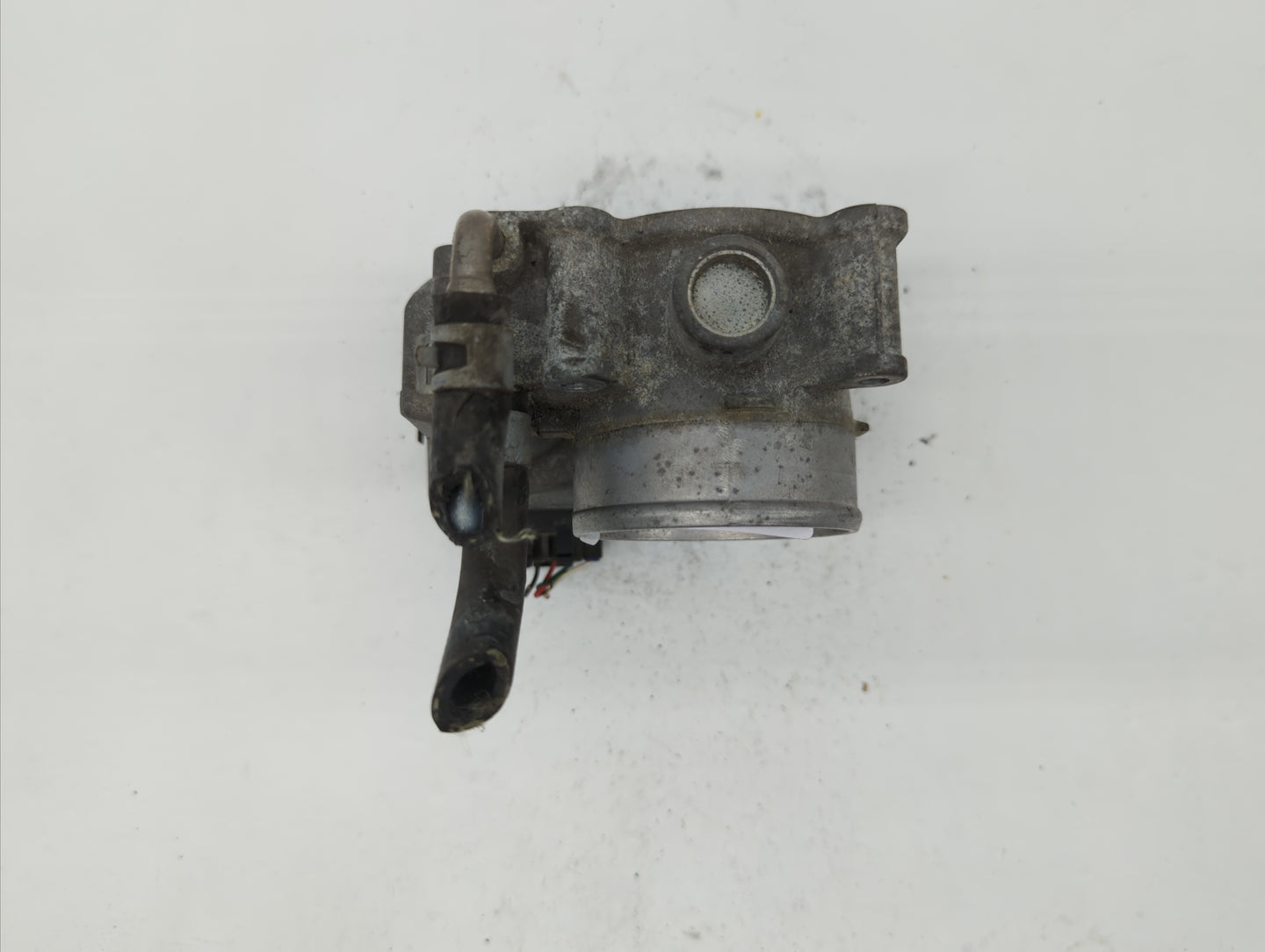 2013-2018 Nissan Altima Throttle Body P/N:3TA60-01 C 3TA60-01 B, 3TA60-01 A Fits Fits 2013 2014 2015 2016 2017 2018 2019 OEM