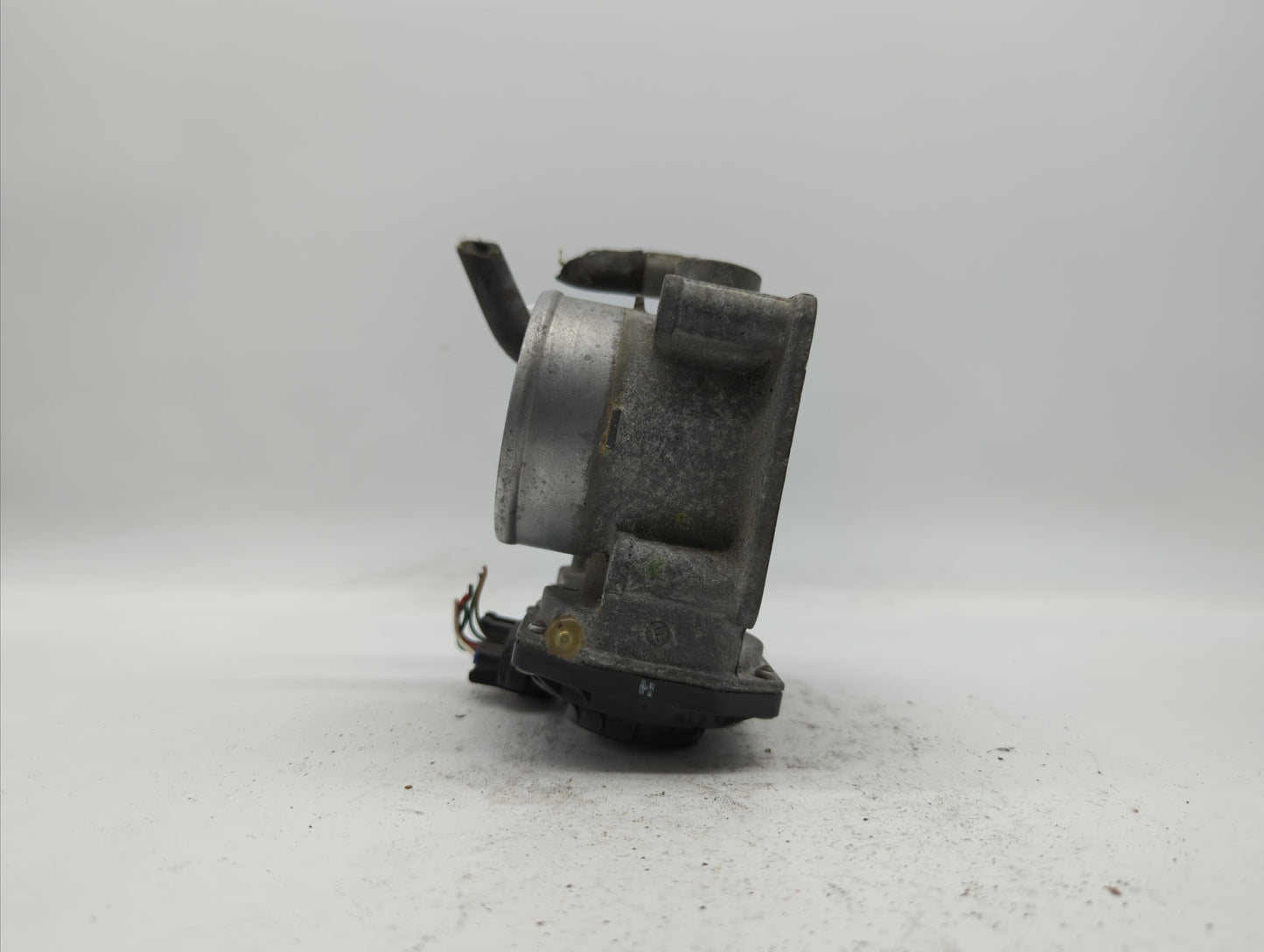 2013-2018 Nissan Altima Throttle Body P/N:3TA60-01 C 3TA60-01 B, 3TA60-01 A Fits Fits 2013 2014 2015 2016 2017 2018 2019 OEM