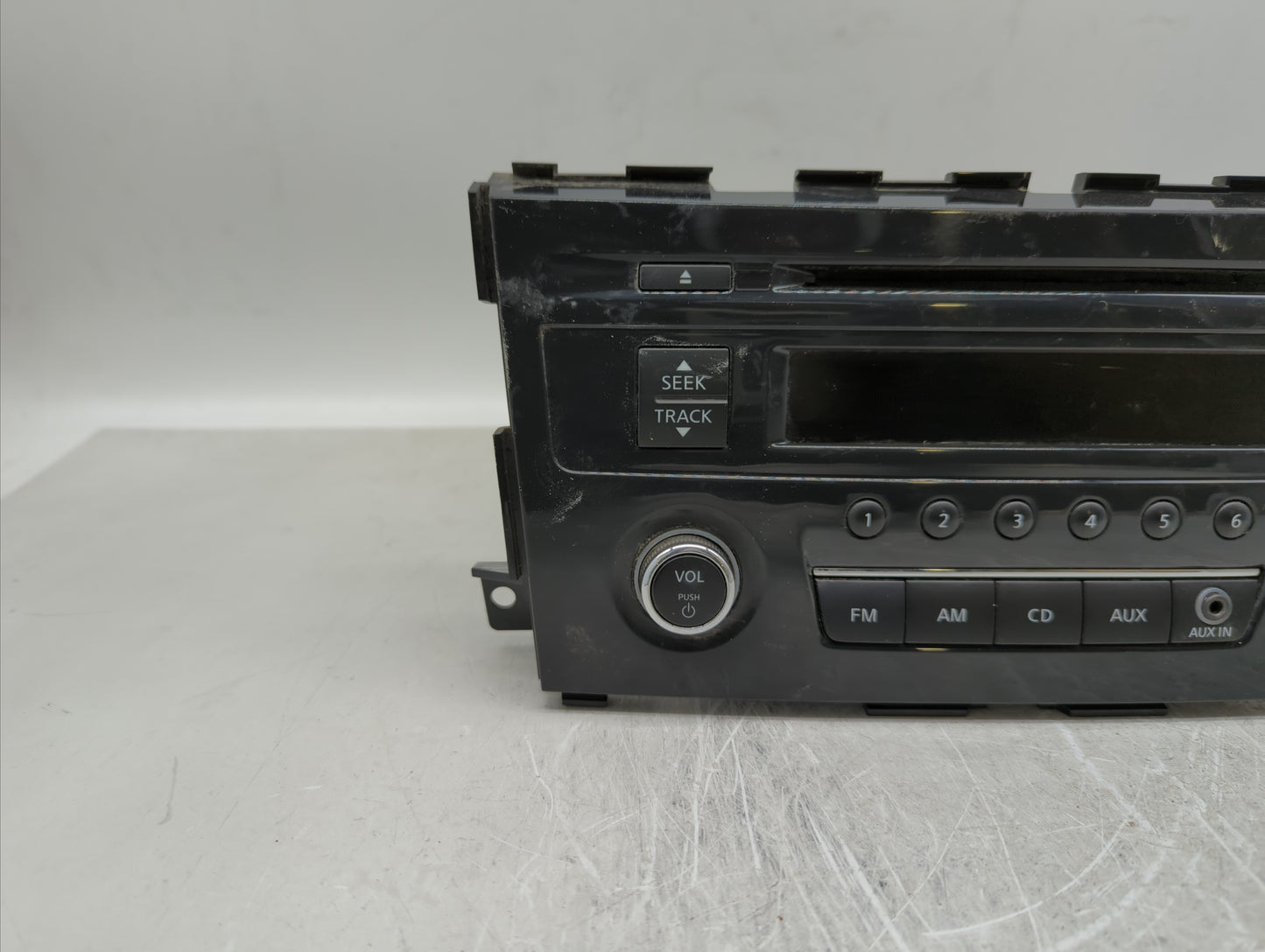 2013-2015 Nissan Altima Am Fm Cd Player Radio Receiver - Oemusedautoparts1.com