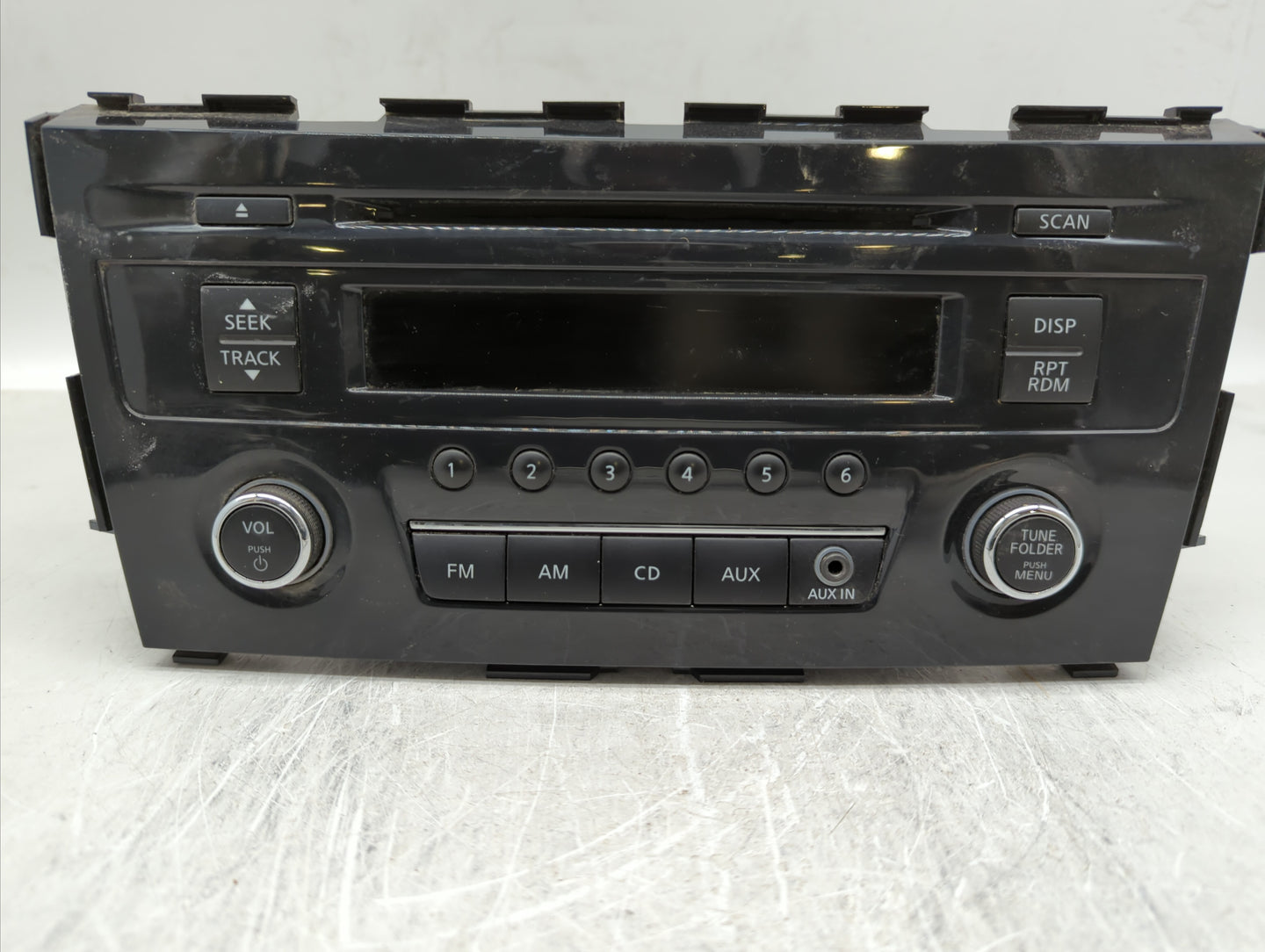 2013-2015 Nissan Altima Am Fm Cd Player Radio Receiver - Oemusedautoparts1.com