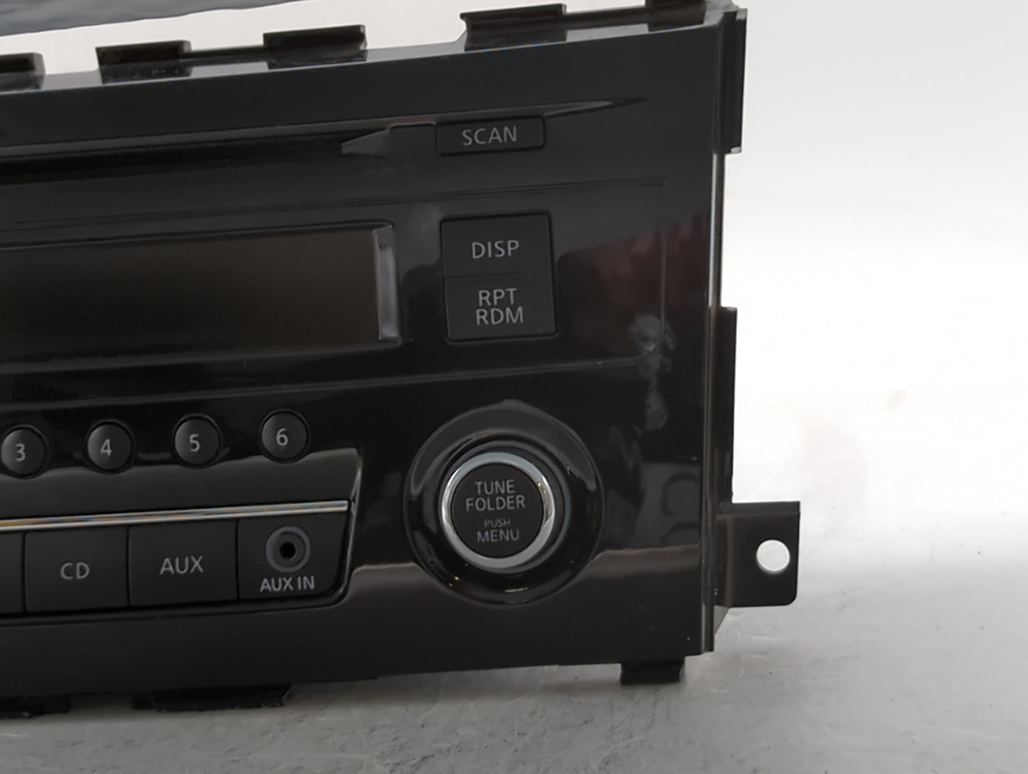 2013-2015 Nissan Altima Am Fm Cd Player Radio Receiver - Oemusedautoparts1.com