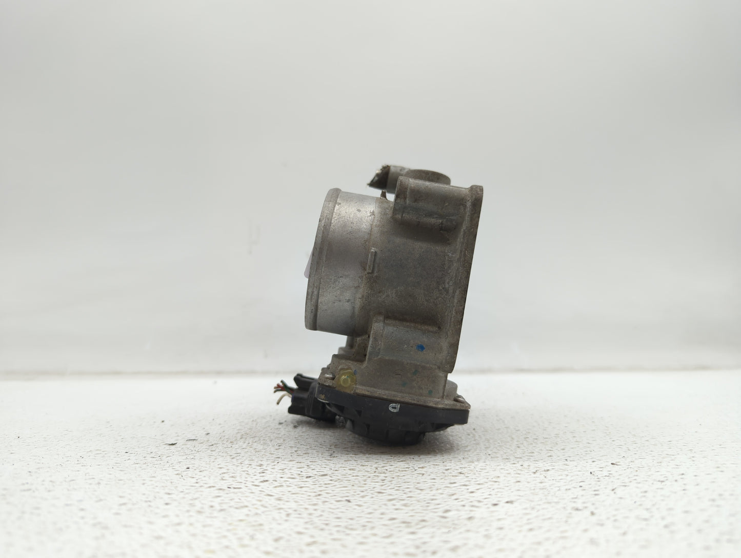 2013-2018 Nissan Altima Throttle Body P/N:3TA60-01 C 3TA60-01 B, 3TA60-01 A Fits Fits 2013 2014 2015 2016 2017 2018 2019 OEM