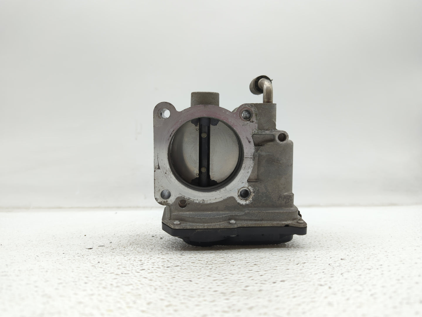 2013-2018 Nissan Altima Throttle Body P/N:3TA60-01 C 3TA60-01 B, 3TA60-01 A Fits Fits 2013 2014 2015 2016 2017 2018 2019 OEM