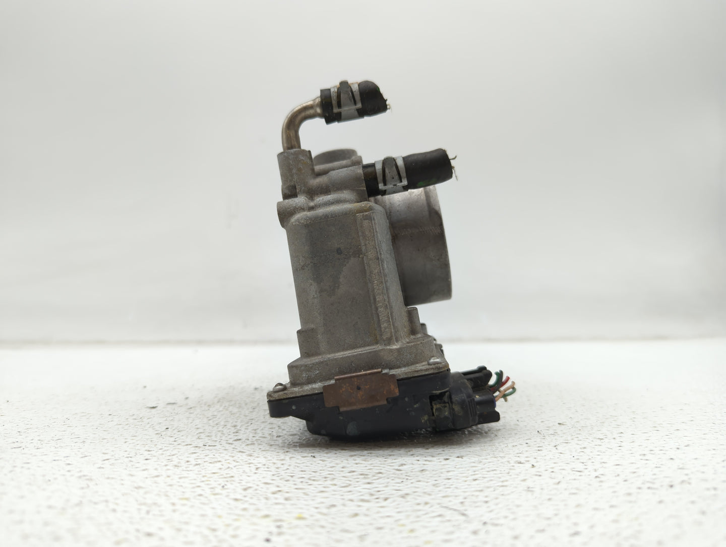2013-2018 Nissan Altima Throttle Body P/N:3TA60-01 C 3TA60-01 B, 3TA60-01 A Fits Fits 2013 2014 2015 2016 2017 2018 2019 OEM