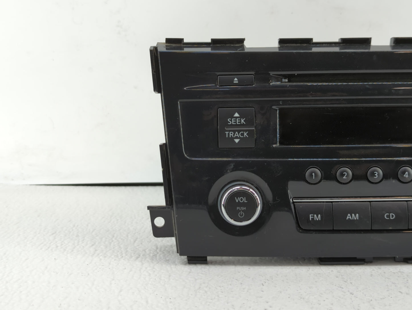 2013-2015 Nissan Altima Radio AM FM Cd Player Receiver Replacement P/N:28185 3TA0G 28185 3TB0G Fits Fits 2013 2014 2015 OEM 