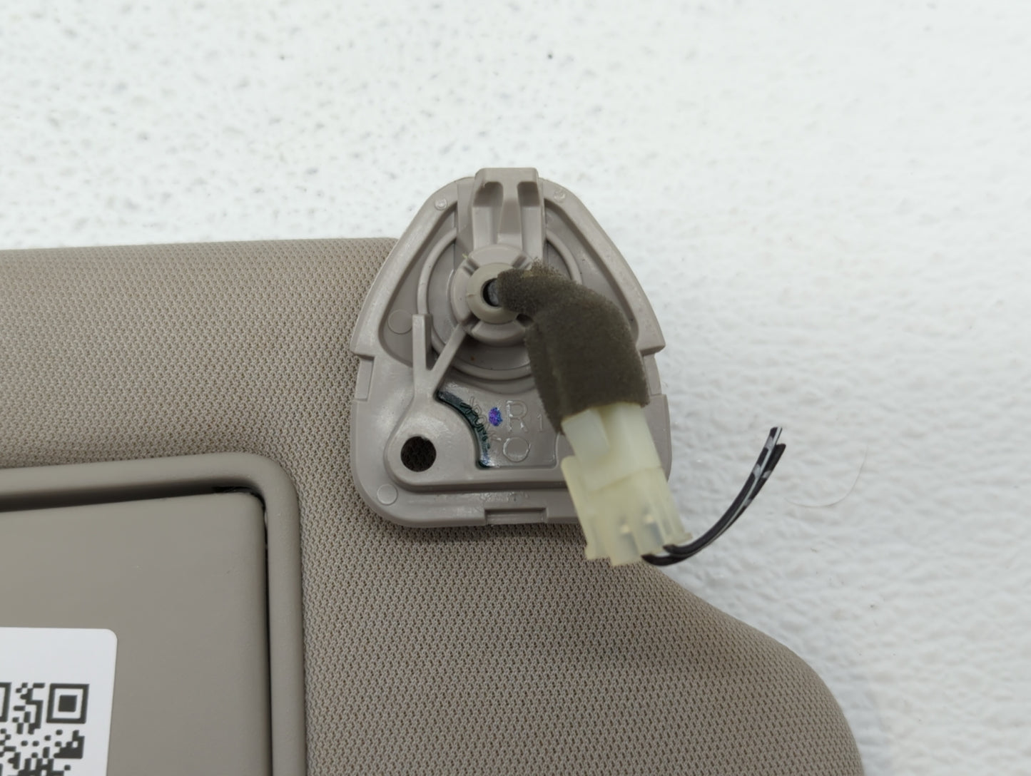 2013-2018 Nissan Altima Sun Visor Shade Replacement Passenger Right Mirror Fits Fits 2013 2014 2015 2016 2017 2018 OEM Used 