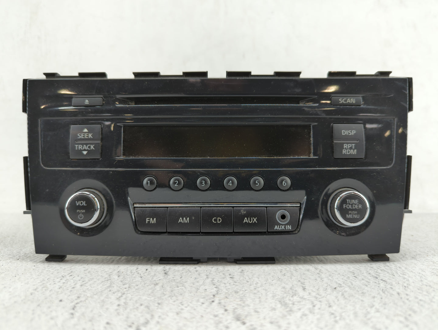 2013-2015 Nissan Altima Am Fm Cd Player Radio Receiver - Oemusedautoparts1.com