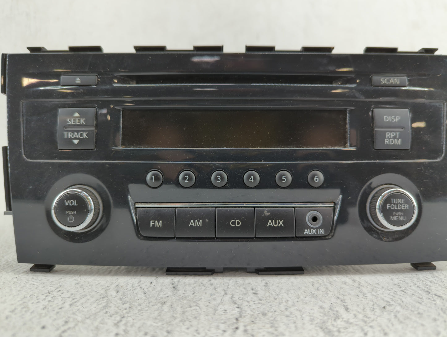 2013-2015 Nissan Altima Am Fm Cd Player Radio Receiver - Oemusedautoparts1.com