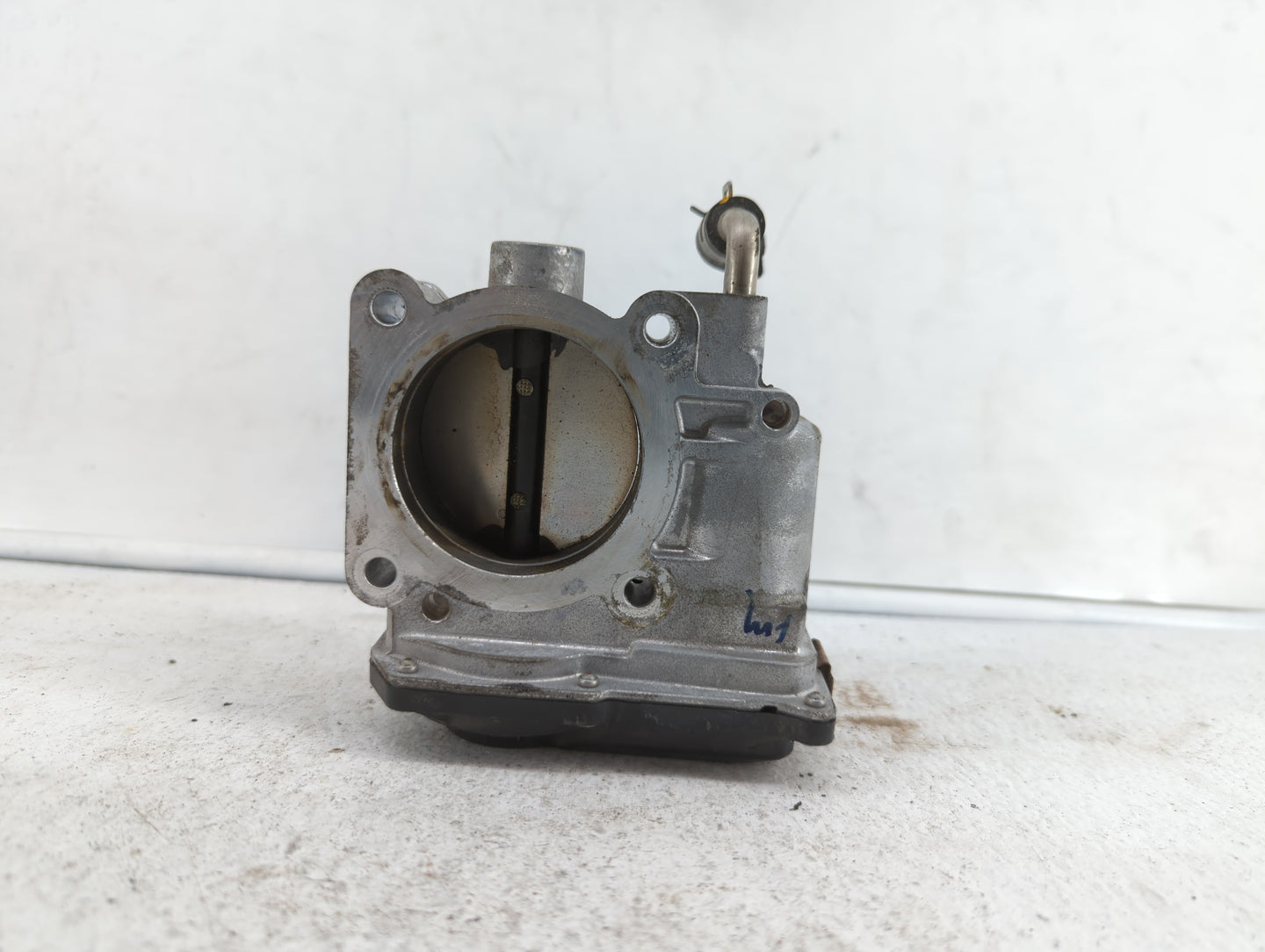 2013-2018 Nissan Altima Throttle Body P/N:3TA60-01 C 3TA60-01 B, 3TA60-01 A Fits Fits 2013 2014 2015 2016 2017 2018 2019 OEM
