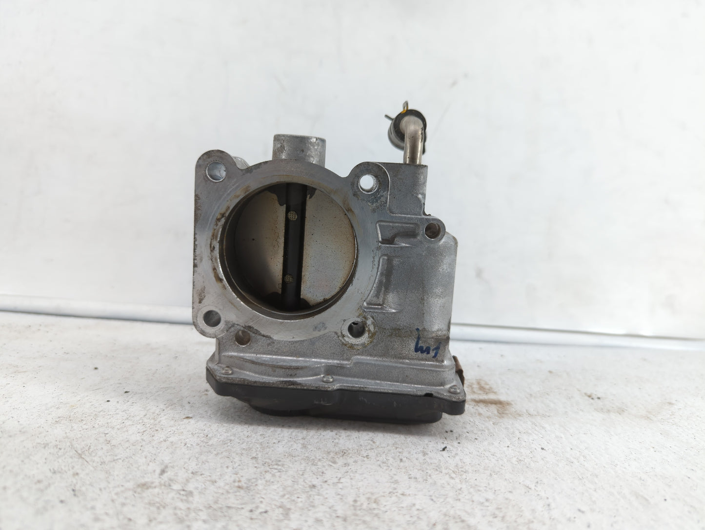 2013-2018 Nissan Altima Throttle Body P/N:3TA60-01 C 3TA60-01 B, 3TA60-01 A Fits Fits 2013 2014 2015 2016 2017 2018 2019 OEM