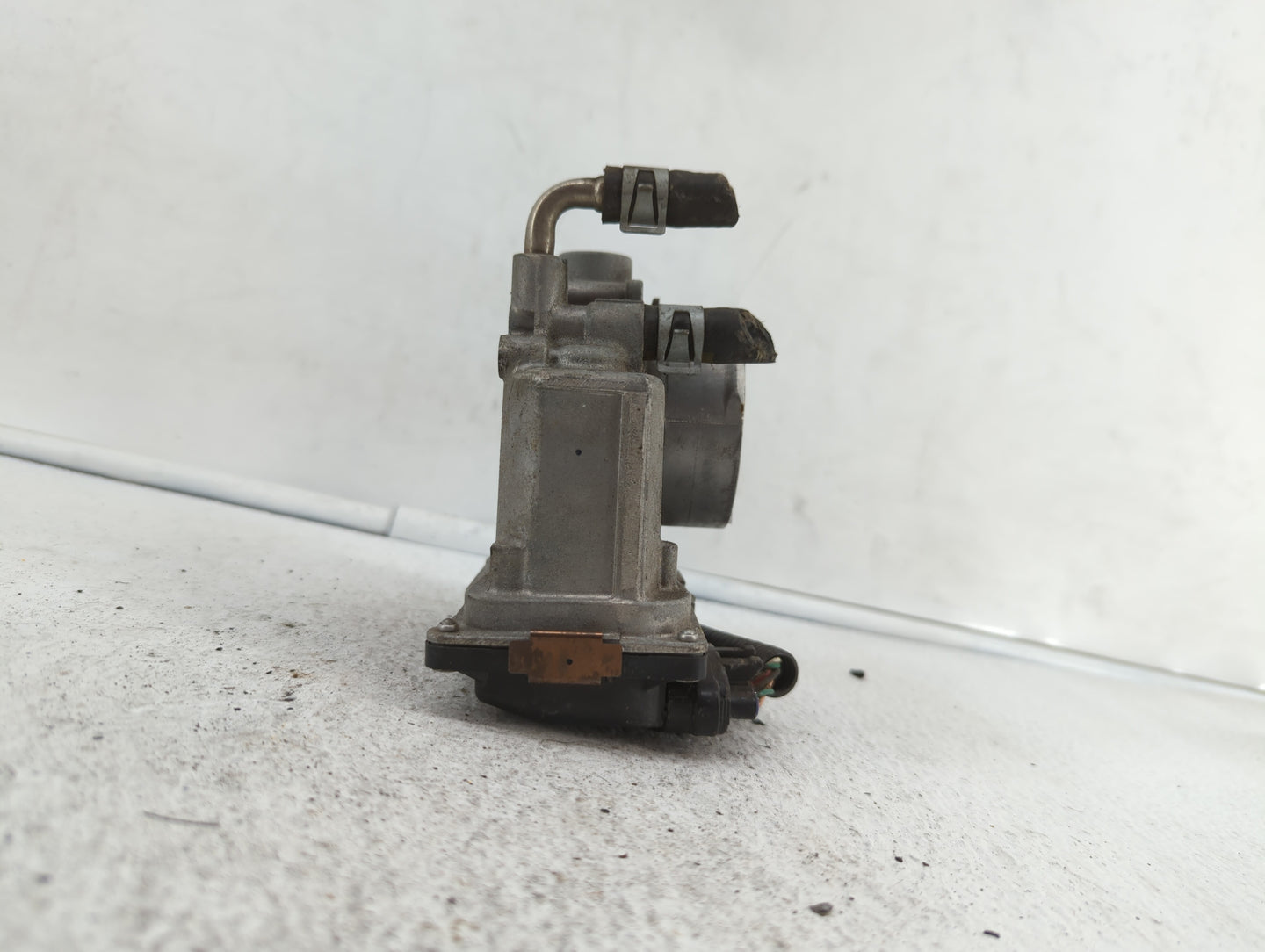 2013-2018 Nissan Altima Throttle Body P/N:3TA60-01 C 3TA60-01 B, 3TA60-01 A Fits Fits 2013 2014 2015 2016 2017 2018 2019 OEM
