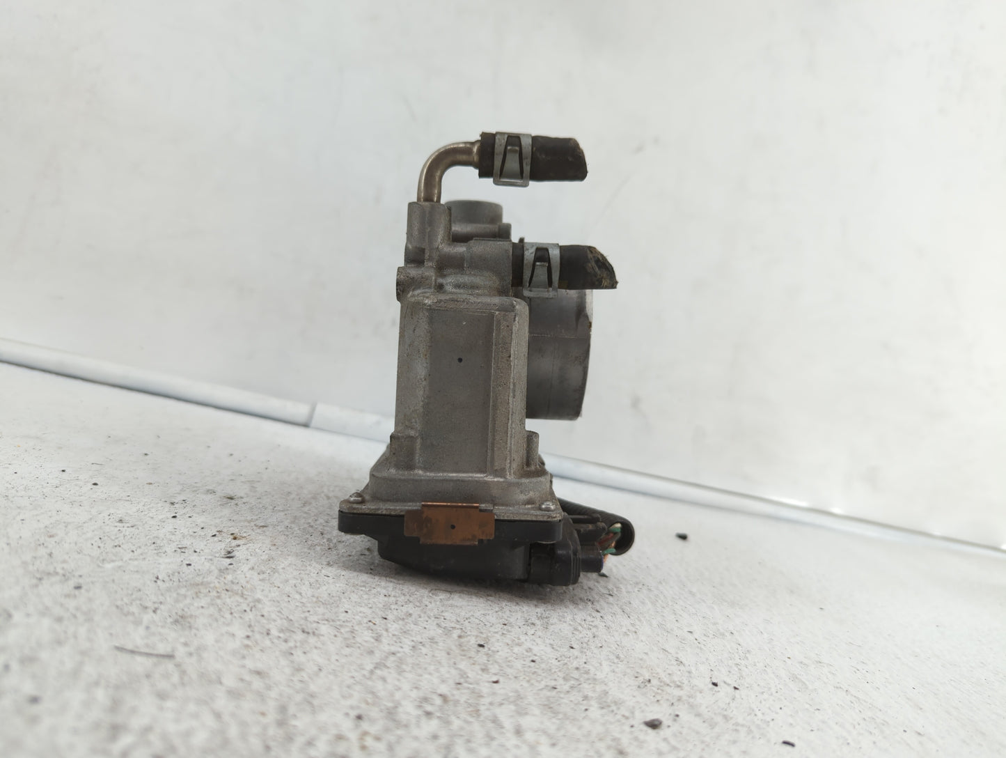 2013-2018 Nissan Altima Throttle Body P/N:3TA60-01 C 3TA60-01 B, 3TA60-01 A Fits Fits 2013 2014 2015 2016 2017 2018 2019 OEM