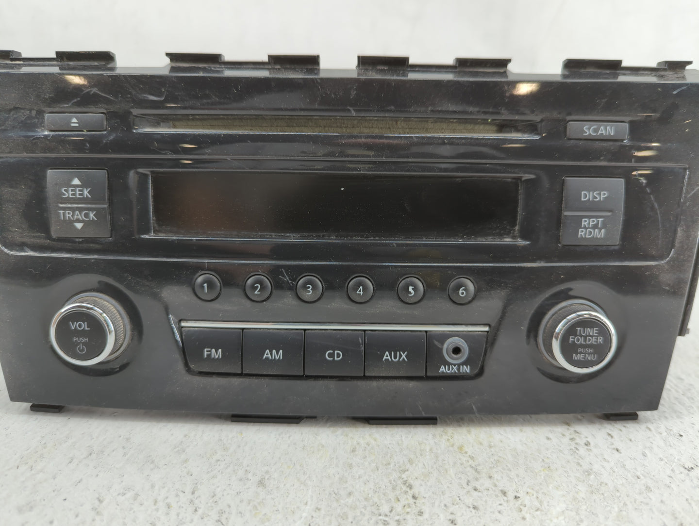 2013-2015 Nissan Altima Am Fm Cd Player Radio Receiver - Oemusedautoparts1.com