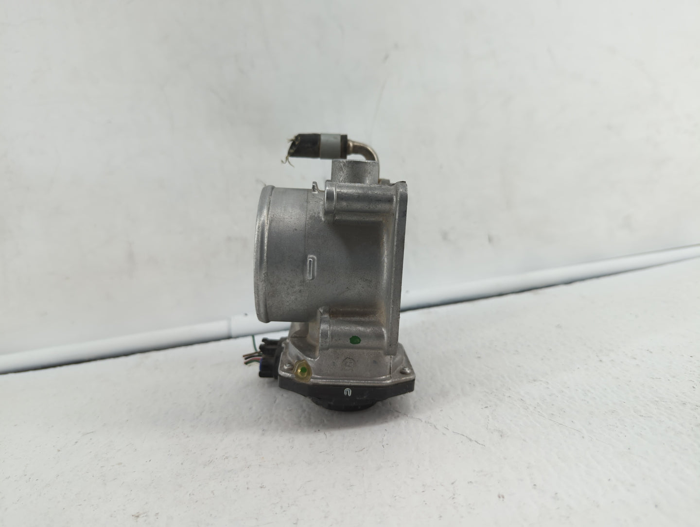 2013-2018 Nissan Altima Throttle Body P/N:3TA60-01 C 3TA60-01 B, 3TA60-01 A Fits Fits 2013 2014 2015 2016 2017 2018 2019 OEM