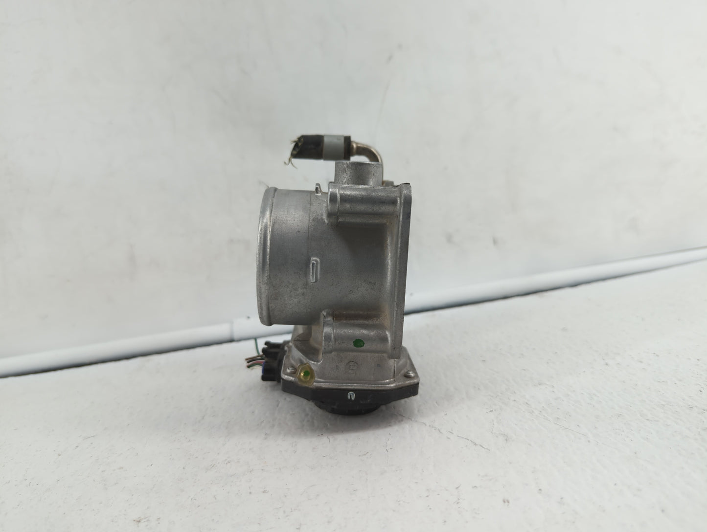 2013-2018 Nissan Altima Throttle Body P/N:3TA60-01 C 3TA60-01 B, 3TA60-01 A Fits Fits 2013 2014 2015 2016 2017 2018 2019 OEM