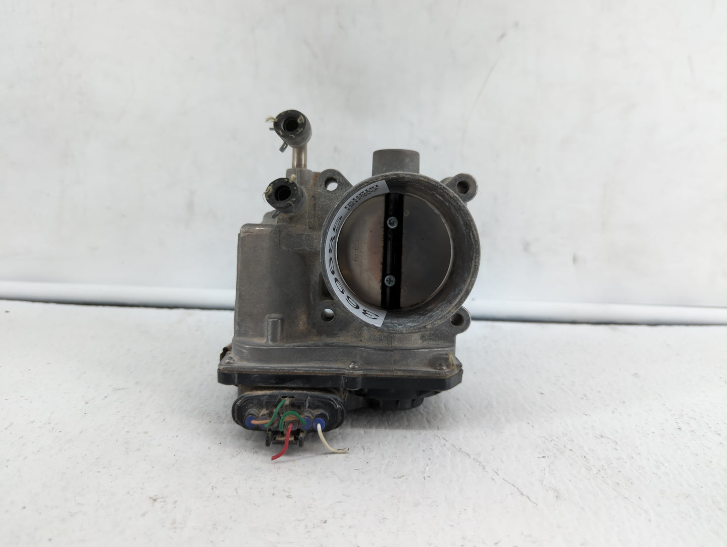 2013-2018 Nissan Altima Throttle Body P/N:3TA60-01 C 3TA60-01 B, 3TA60-01 A Fits Fits 2013 2014 2015 2016 2017 2018 2019 OEM