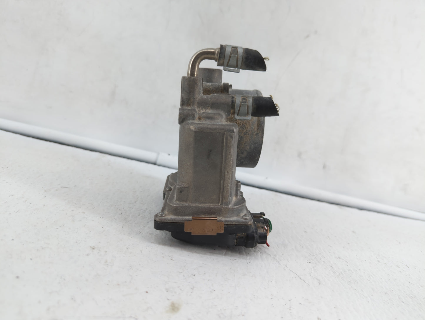 2013-2018 Nissan Altima Throttle Body P/N:3TA60-01 C 3TA60-01 B, 3TA60-01 A Fits Fits 2013 2014 2015 2016 2017 2018 2019 OEM