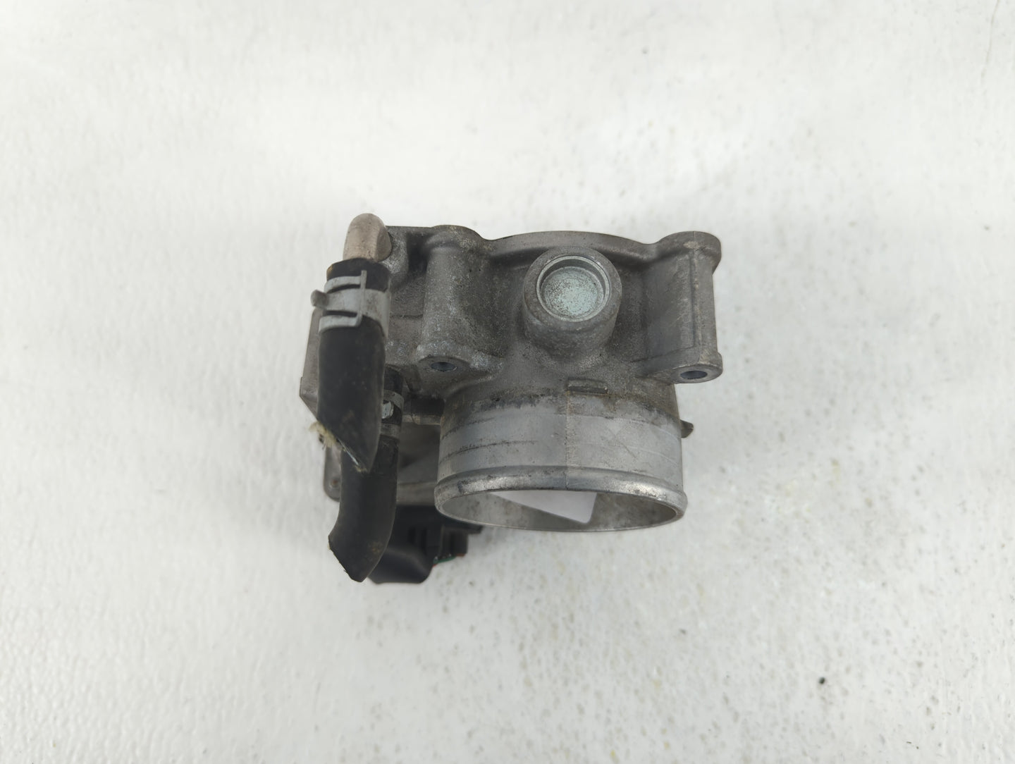 2013-2018 Nissan Altima Throttle Body P/N:3TA60-01 C 3TA60-01 B, 3TA60-01 A Fits Fits 2013 2014 2015 2016 2017 2018 2019 OEM