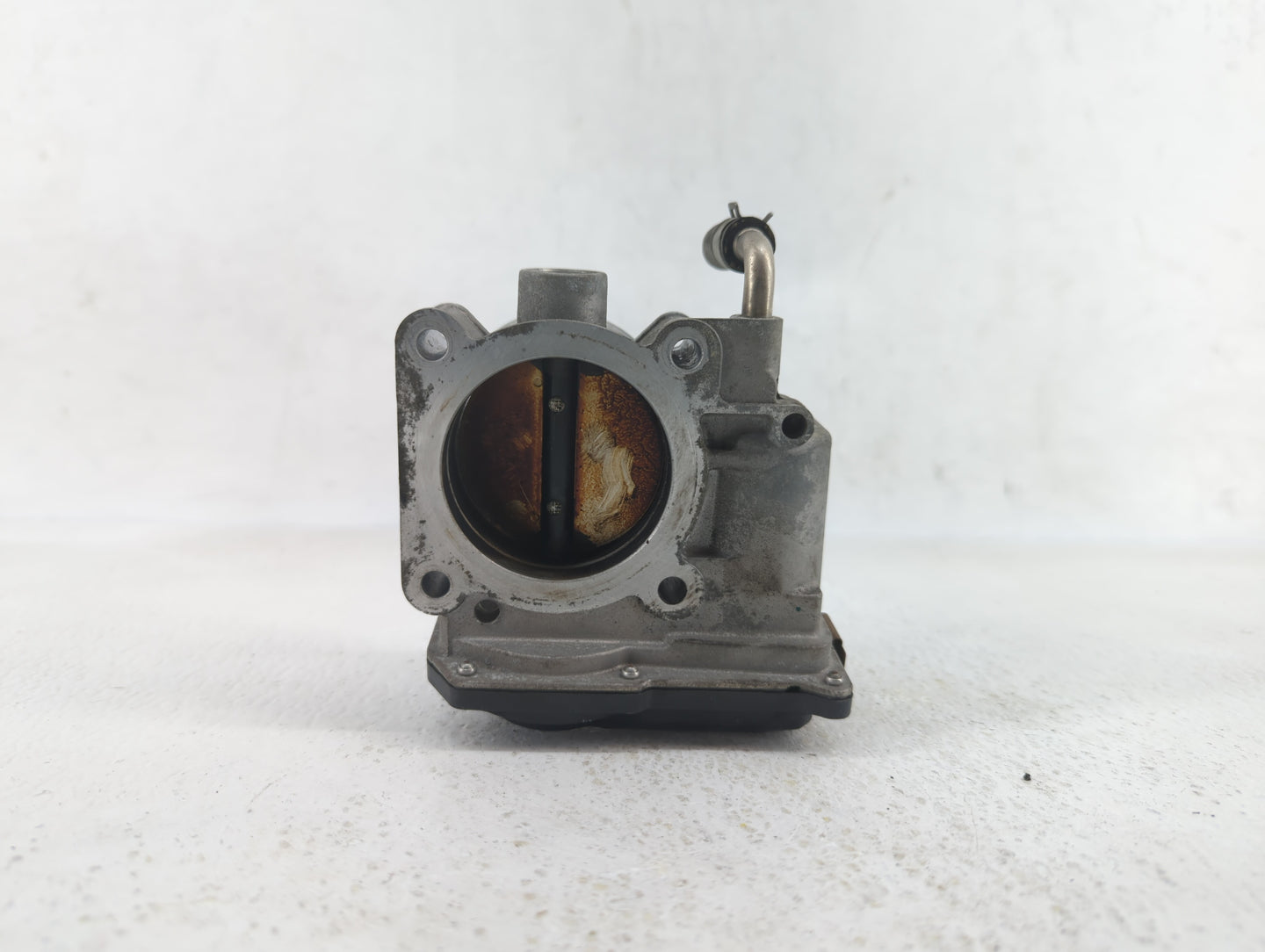 2013-2018 Nissan Altima Throttle Body P/N:3TA60-01 C 3TA60-01 B, 3TA60-01 A Fits Fits 2013 2014 2015 2016 2017 2018 2019 OEM