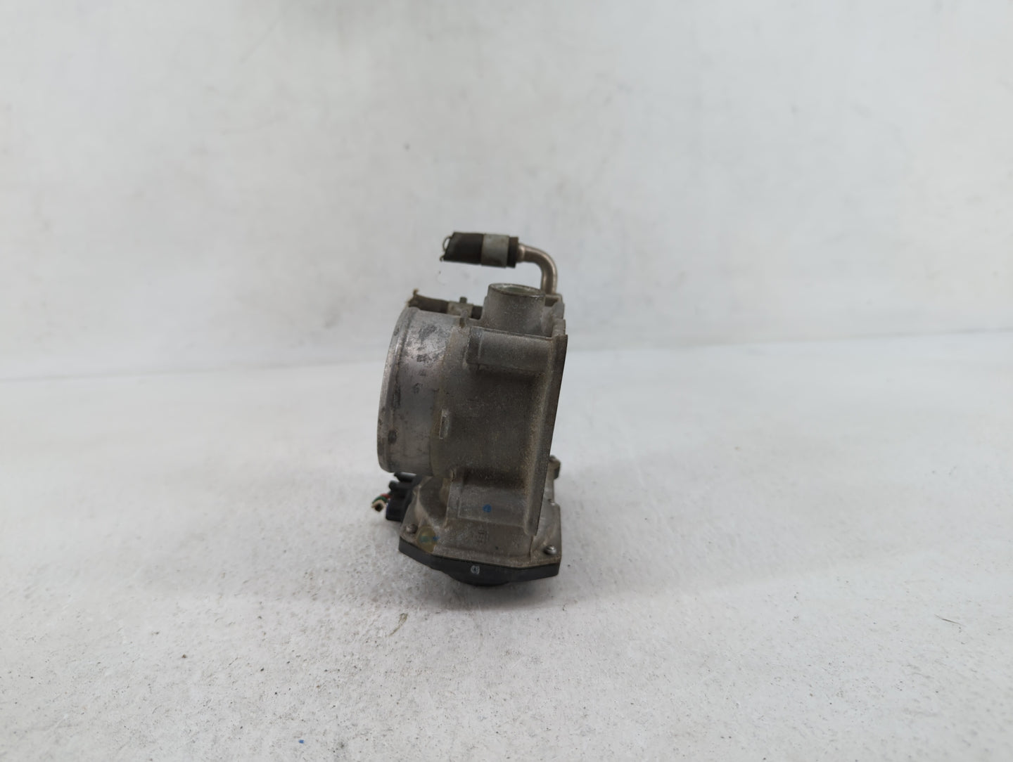 2013-2018 Nissan Altima Throttle Body P/N:3TA60-01 C 3TA60-01 B, 3TA60-01 A Fits Fits 2013 2014 2015 2016 2017 2018 2019 OEM