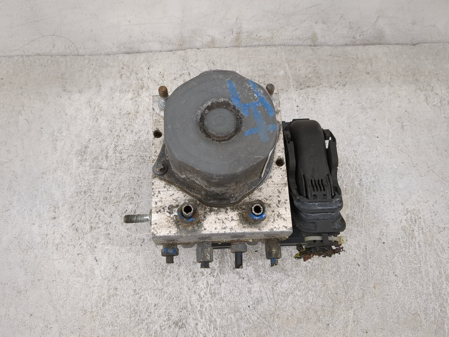 2013-2015 Nissan Altima ABS Pump Control Module Replacement P/N:0265243558 0265950560 Fits Fits 2013 2014 2015 OEM Used Auto