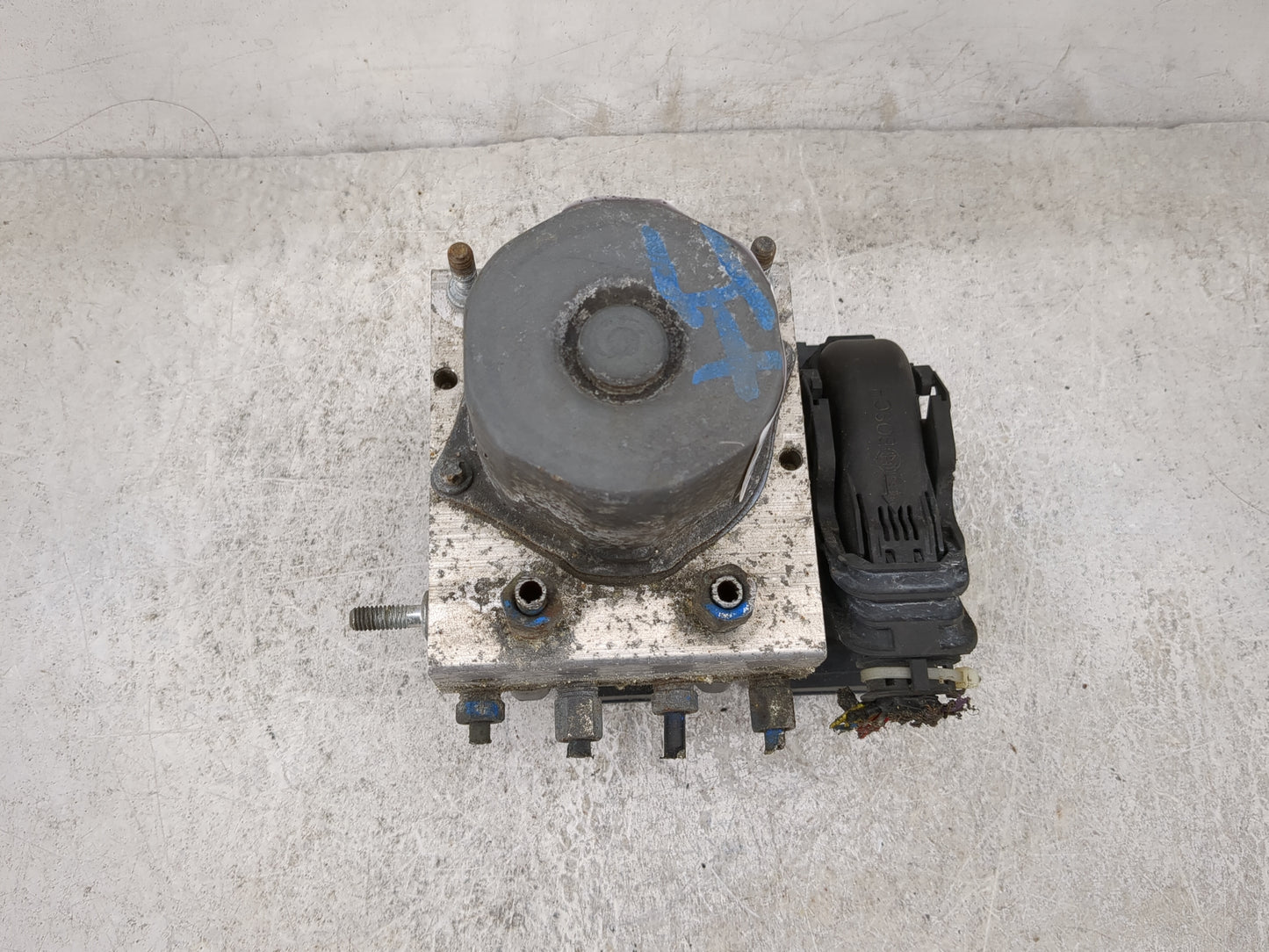 2013-2015 Nissan Altima ABS Pump Control Module Replacement P/N:0265243558 0265950560 Fits Fits 2013 2014 2015 OEM Used Auto