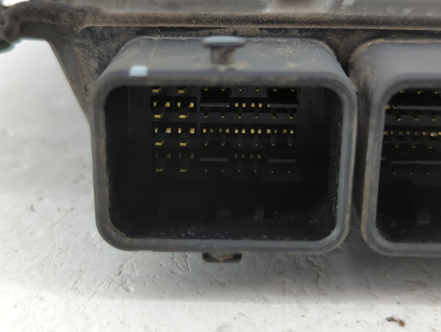 2013-2014 Nissan Altima PCM Engine Control Computer ECU ECM PCU OEM P/N:MEC300-042 A1 BEM400-300 A1 Fits Fits 2013 2014 OEM 