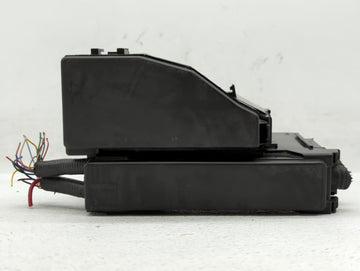 2013-2014 Nissan Altima Fusebox Fuse Box Panel Relay Module P/N:284B7 3TA0B 284B7 3TS0B Fits Fits 2013 2014 OEM Used Auto Pa