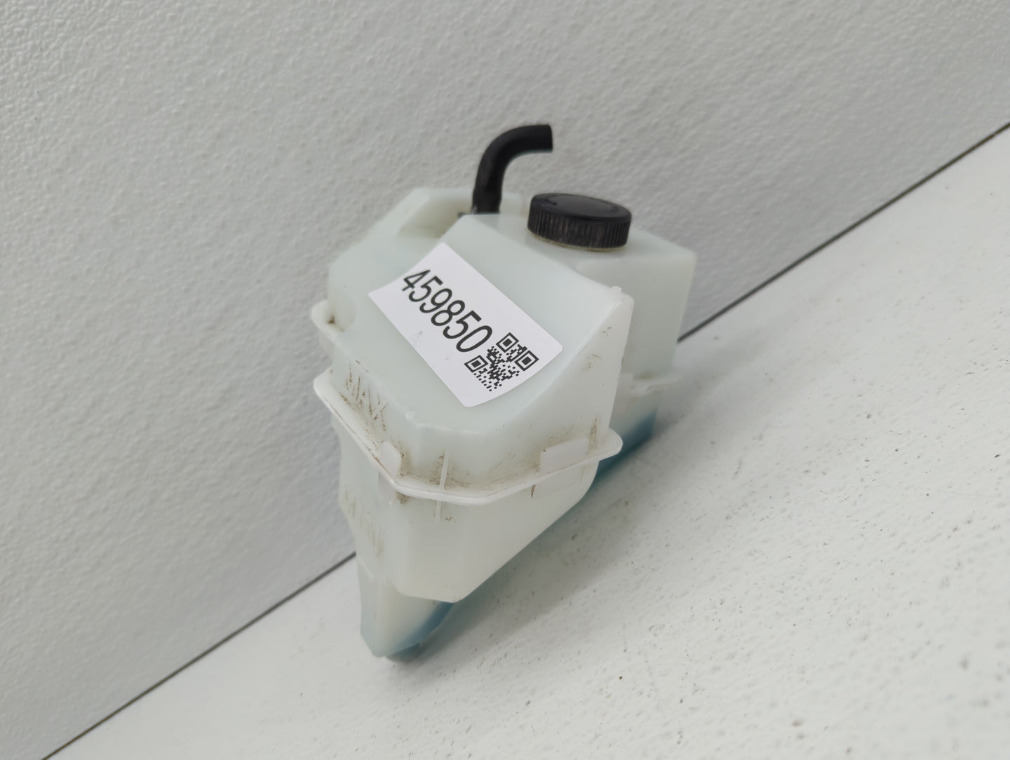 2013-2018 Nissan Altima Radiator Coolant Overflow Expansion Tank Bottle 459850 - Oemusedautoparts1.com