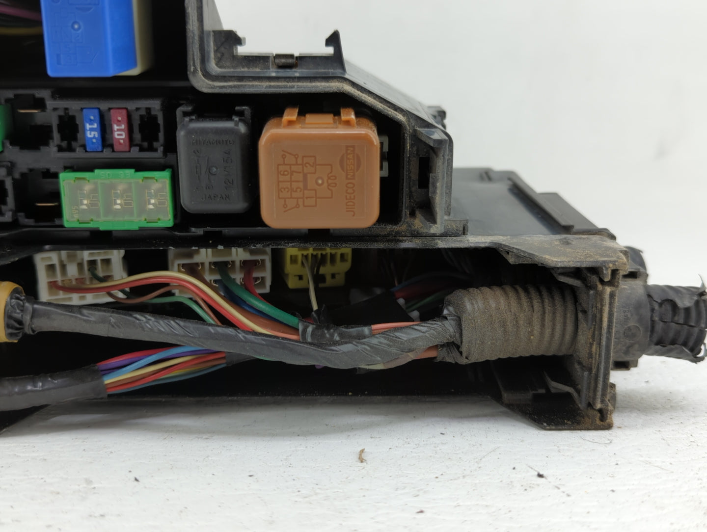 2014 Nissan Altima Fusebox Fuse Box Panel Relay Module Fits OEM Used Auto Parts - Oemusedautoparts1.com