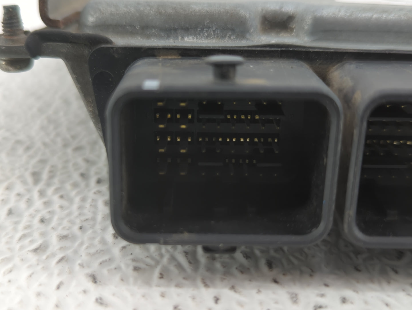 2013-2014 Nissan Altima Transmission Control Module Tcu Tcm - Oemusedautoparts1.com