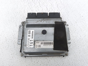 2013-2014 Nissan Altima PCM Engine Control Computer ECU ECM PCU OEM P/N:MEC300-010 D1 MEC300-011 A1 Fits Fits 2013 2014 OEM 
