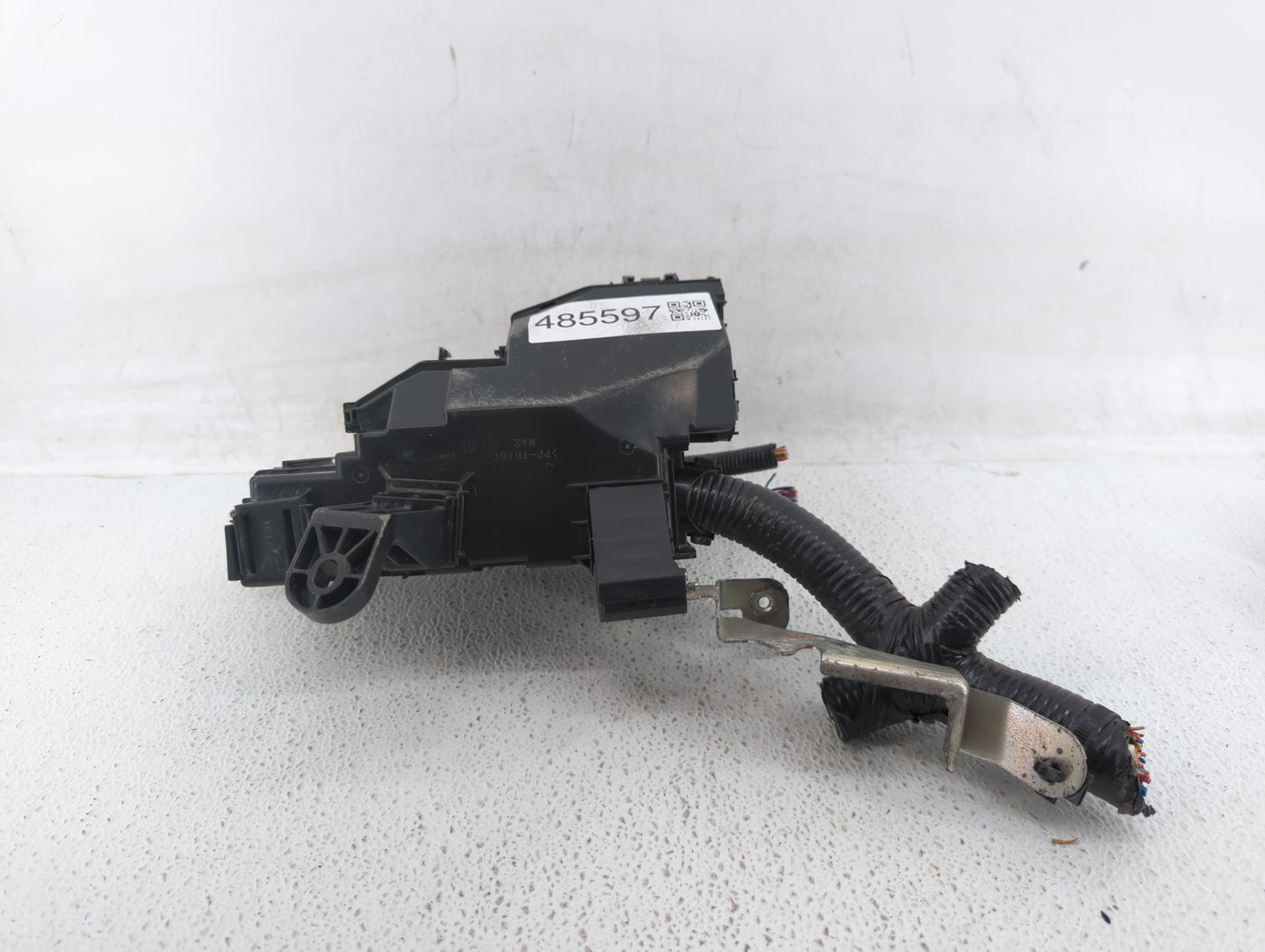 2013-2014 Nissan Altima Fusebox Fuse Box Panel Relay Module P/N:7254-5763 284B7 3TS0B, 284B7 3TA0B Fits Fits 2013 2014 OEM U